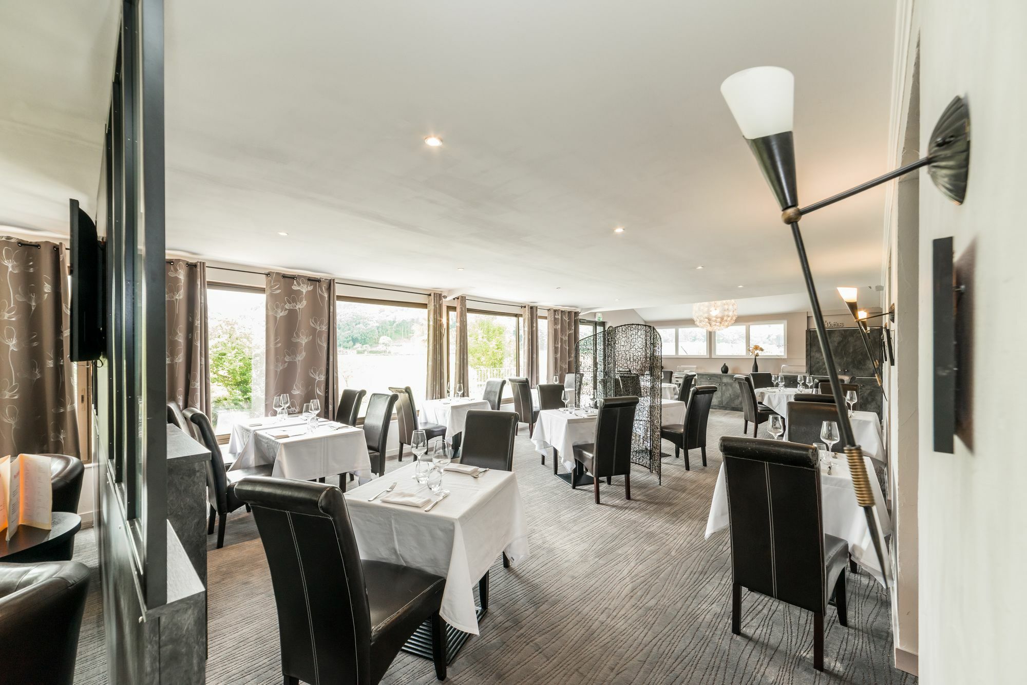 Inter-Hotel Le Mont Saint-Michel Sud Les Quatre Salines Roz-sur-Couesnon Esterno foto